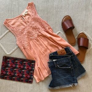 Coral pink swing tank